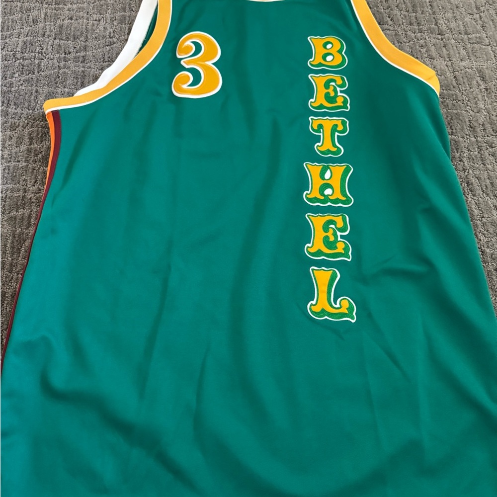Used Adult XXL Allen Iverson Jersey